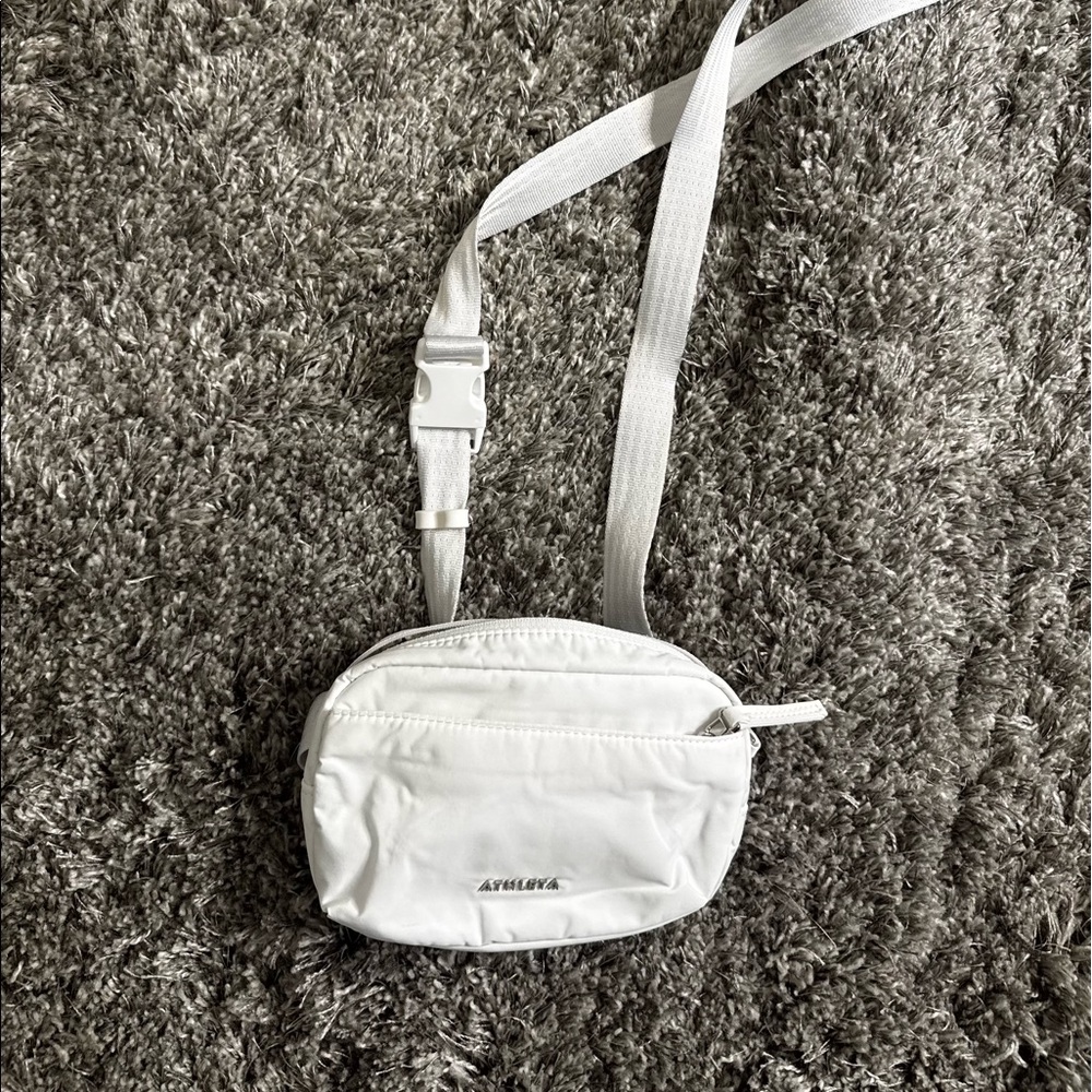 Athleta Fanny Pack - Picture 3 of 6